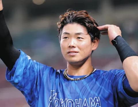 【DeNA】蝦名達夫の自打球は左膝 三浦監督「公式戦なら出ていた」と軽症を示唆、明日は様子見