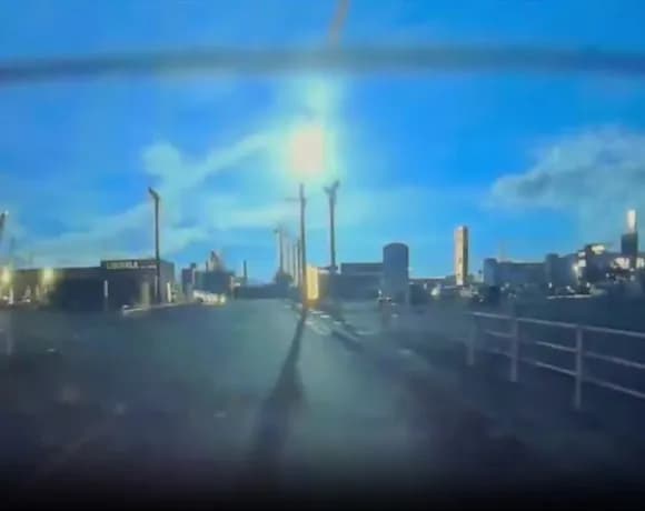 【動画】九州に隕石？→いきなり昼間みたいになるｗｗｗｗｗｗｗｗｗｗｗｗｗｗｗ