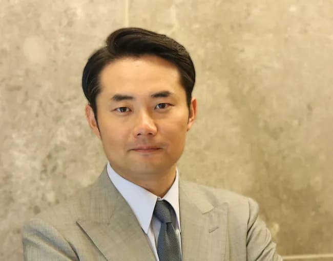 【悲報】杉村太蔵さん、禁断の一言を発して炎上「40代で年収400万円ない人は実家に帰って下さい」