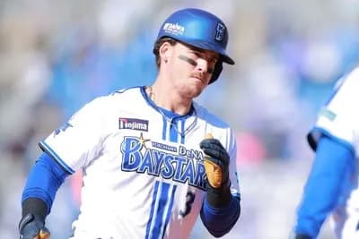 オースティン(34)　.269　11本　28打点　OPS.834