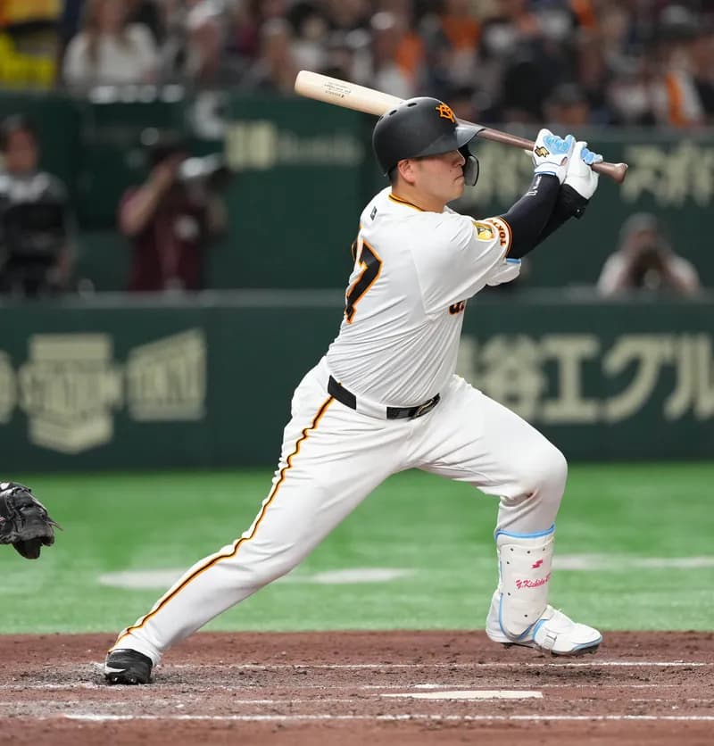 岸田・盗塁阻止に満塁弾と大活躍