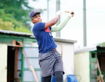 【悲報】ソフトバンク、幸福の科学学園エミール・セラーノ・プレンサ指名へｗｗｗｗｗｗｗｗ