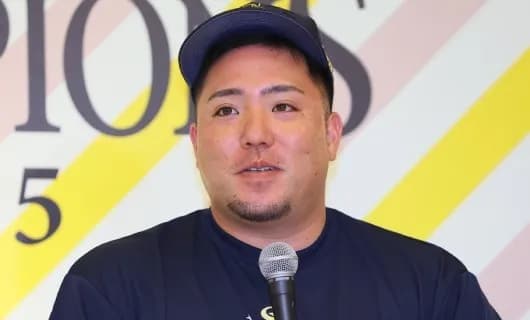 【朗報】SB山川、逆境を乗り越えて日本シリーズMVPになる