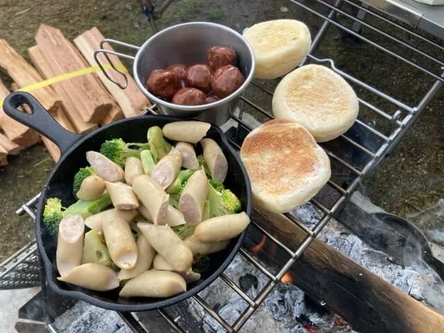 お前らキャンプ行って何食うの？