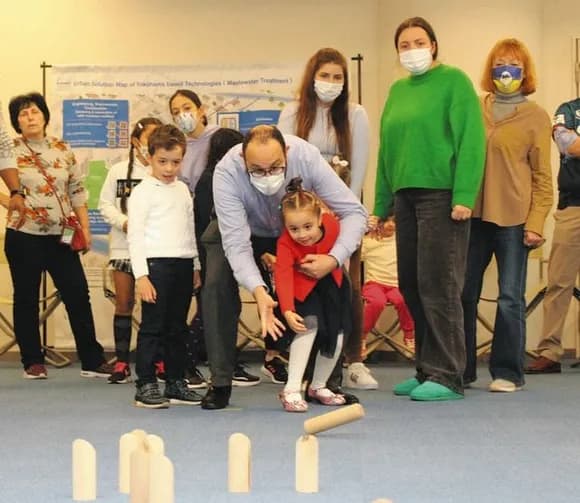 【疑問】ウクライナ避難民←移民やら難民反対派がこいつらに文句言わない理由ｗｗｗｗｗｗｗｗｗｗｗｗｗｗｗｗ