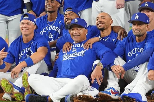 ロバーツ監督 「ヤマモトはロボットかもしれない」山本由伸はアメリカでもすでに伝説となりつつある