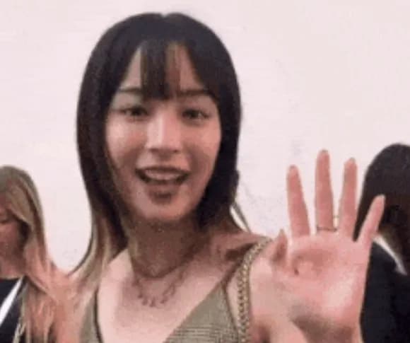 【朗報】広瀬すずさん、胸のポッチを隠さないｗｗｗｗｗｗｗｗｗ