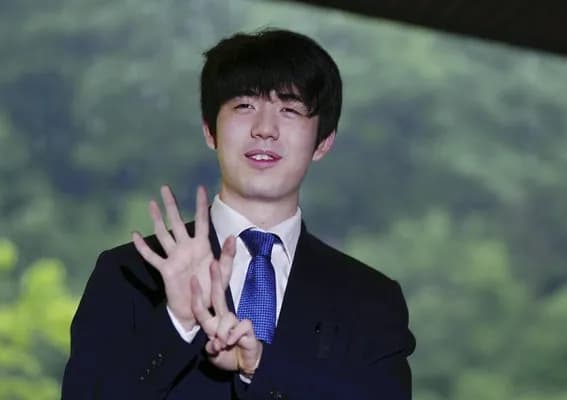 【悲報】藤井七冠、羽生善治主導の女性棋士プロ入り優遇制度へ苦言「棋力の担保は取れているの？」