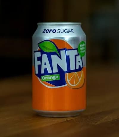 【衝撃】アメリカとヨーロッパのファンタ、完全に別物だったｗｗｗｗｗｗｗｗｗｗｗ