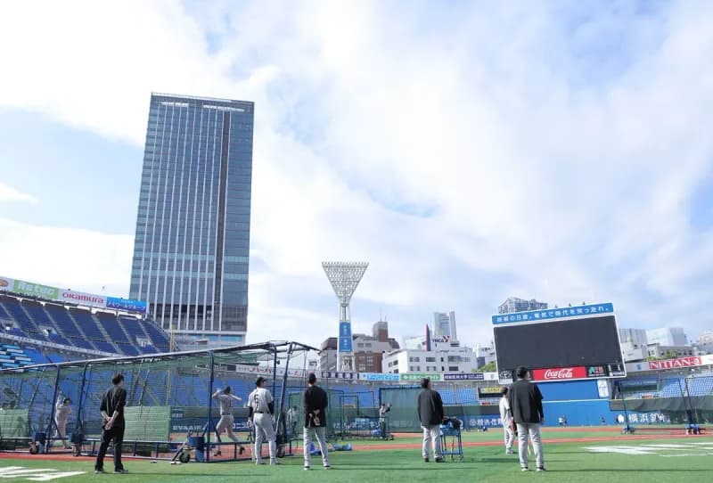 今日雨降ってるけど、試合できそう？