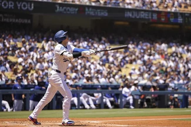 【悲報】大谷翔平さん、本日4打数無安打で打率は2割7分台、OPSは1未満に突入