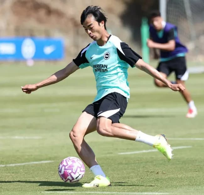 【画像】三笘の前髪、また進む