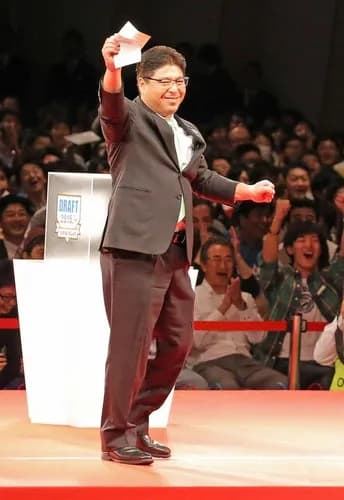 【速報】ヤクルト真中監督、みごとドラ1高山俊の指名権を勝ち取る！！