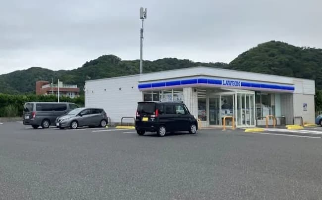 ローソン、駐車場を使った車中泊サービスを始める　一泊2500円～3000円