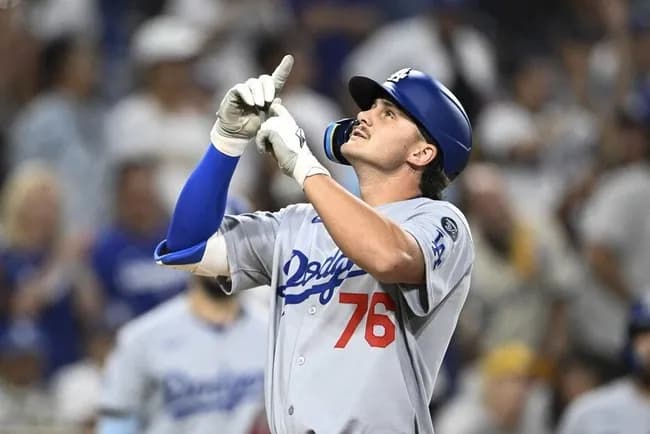 ドジャースファン「新人の1号HR球をゲットしたから大谷のサインボールと交換して」ドジャース「ふむ」