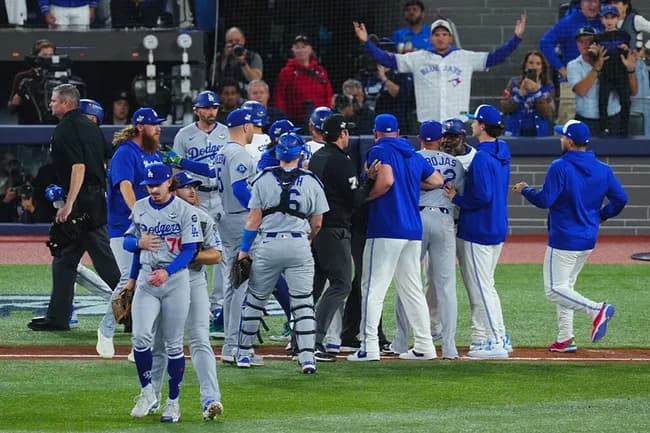 【動画】ワールドシリーズで乱闘騒ぎｗｗｗｗｗｗｗｗ