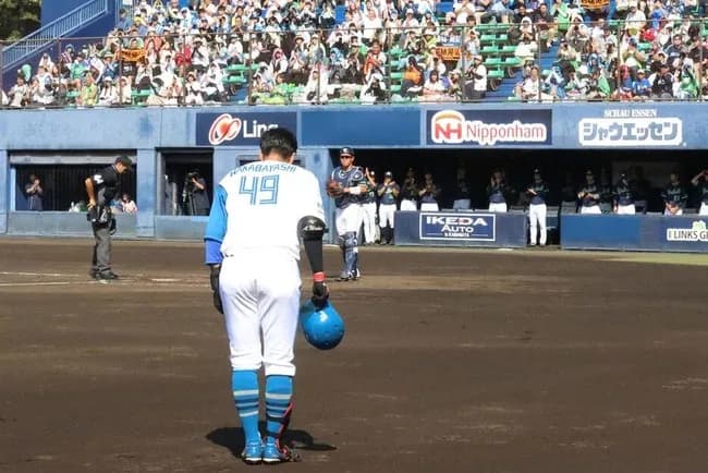 北海道日本ハムファイターズの東京読売巨人軍若林選手、千葉の鎌ヶ谷で引退