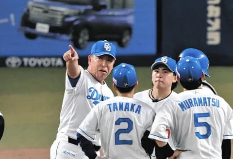 中日井上監督、細川にコメント「ガチガチにレギュラー扱いするつもりはない。アピールをしながら徐々に取り戻しなさい」