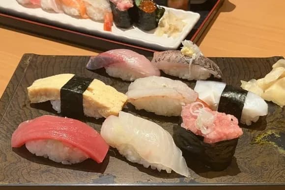 【悲報】寿司屋でそこまで食うものがない・・・・・・・・・