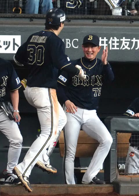 廣岡に魅了された監督がまた1人…