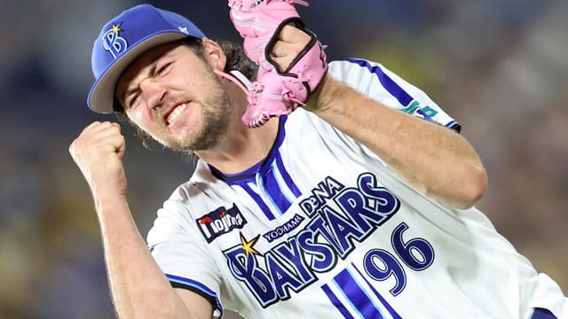 カープ打線vsバウアー「10年以上中4で投げてきた」