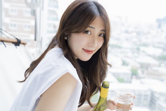 【画像】港区女子、ドバイで『謎の高額案件』に参加 →内容がシャレになってなかった模様・・・・・