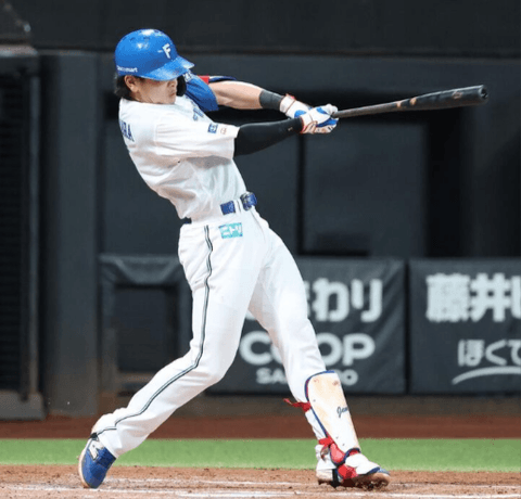 日本ハム・野村佑希が追加点となる中越え適時二塁打　「うまく反応して打つことができました」