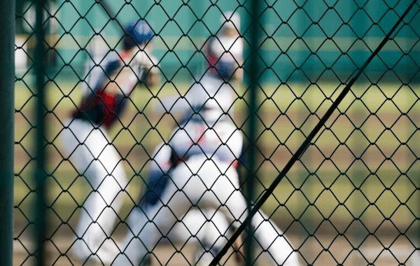 高校野球指導者「日本は貧困家庭が増えて球児が減った...野球はお金がかかる」深刻さを訴える