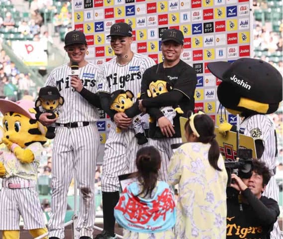 【阪神】「初恋は何歳？」小学生の女の子からの質問に佐藤輝明、岩崎優、湯浅京己の回答は？