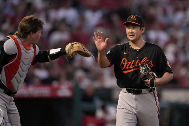 菅野、また好投　中5日で8回途中1失点