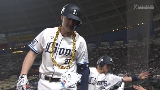 西武、4年ぶりの満塁ホームランｗｗｗｗ ネビンが放り込む