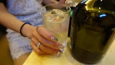 新卒社員をキャバクラに誘った結果wwwwww