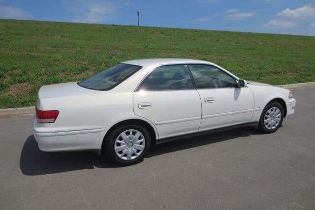 【悲報】車の「セダン」、絶滅しそう