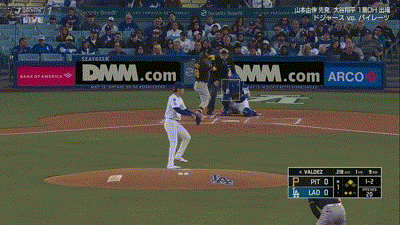 ドジャース・山本由伸、初回に先制点を許す…山本由伸は19イニングぶりの失点