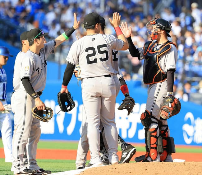 【巨人】岸田行倫１号「必死」今季初先発で躍動　甲斐の腹くくる配球参考　４投手を巧みにリード