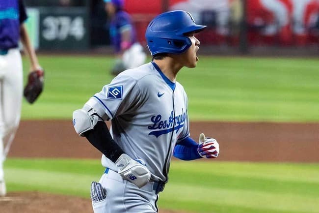 衝撃の大谷決勝12号3ランにロバーツ監督は大絶賛「ショウがあんな風に感情見せるなんて」「ショウヘイとボンズが私が見た最高の選手」