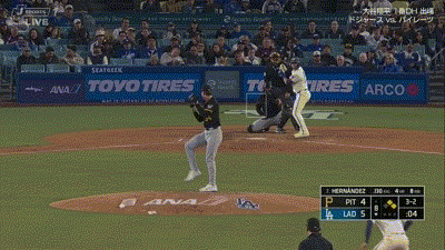 ドジャース　代打キケ・ヘルナンデスが第5号3ランホームラン！！！！！！！！！！！！！！！！