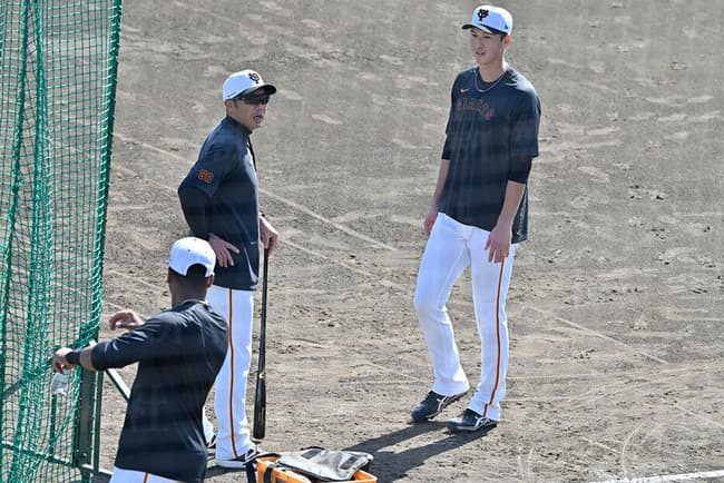 【新潮】巨人阿部監督、秋広の中田自主トレ参加を嫌っていたw w w w w w w w w w w w w w w w w w w w