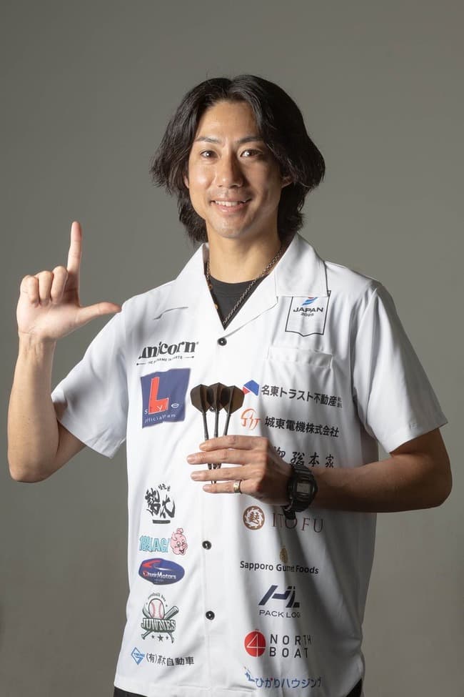 元中日伊藤準規、ダーツのプロに転向していた