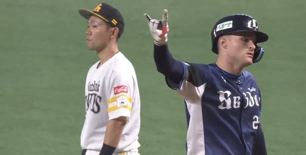 西武４番ネビン、勝ち越しのタイムリー！