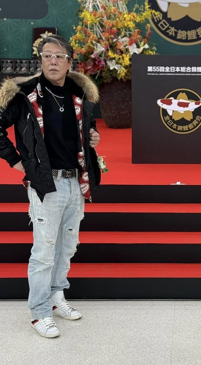 【画像】株式会社花井組の社長のコーディネートがこちらｗｗｗｗ