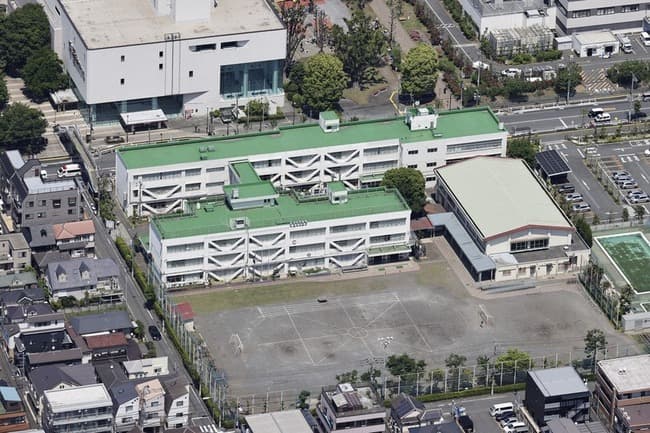 小学校襲撃事件、原因は母親の子供がイジメられてて学校の対応が悪かったから輩に依頼した