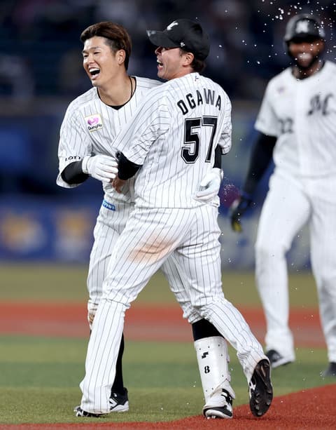 千葉魂　チーム支える選手会長　中村奨、初のサヨナラ打　千葉ロッテ（第４６８回）