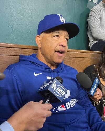 ロバーツ監督「佐々木に足りないのは経験と学び、そしてマウンドで戦う姿勢をみせること」