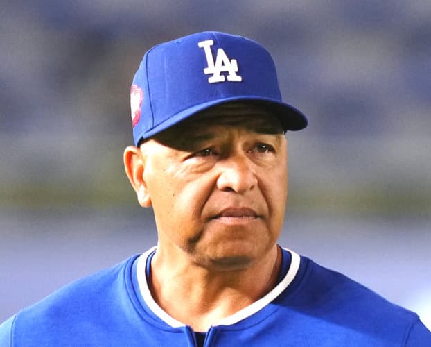 【悲報】ロバーツ監督「先発投手が離脱しまくりでやりくりヤバいから山本＆佐々木中5でまわすわ」