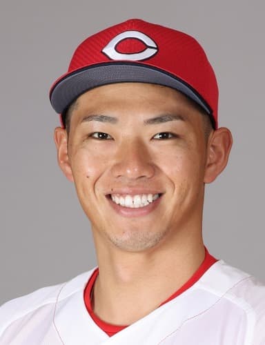 中村奨成　44-16  364.0.3  OPS.894  出塁率.417