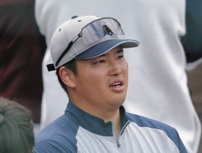 米メディア「佐々木朗希よ、席を譲れ。来オフの大リーグを席巻するFAは新たなる日本からの天才、村上宗隆だ」