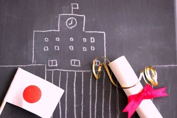 【悲報】大人になって「学歴」の本当の意味を知ってしまったわ・・・・