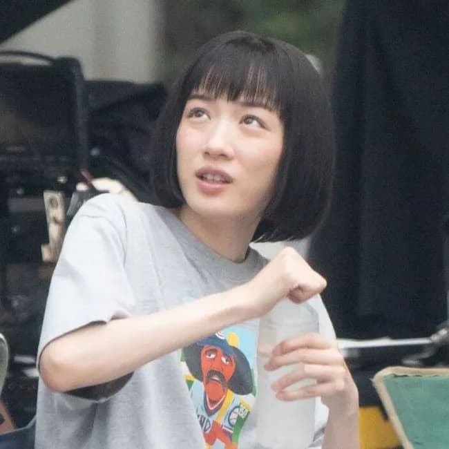 「コメント欄閉じて!」ファン懇願… 永野芽郁のインスタ大荒れ! 田中圭との不倫疑惑報道 書き込み3700件超の中身