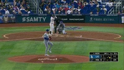 ドジャース・パヘス、ホームランキャッチ!!!!!!!!!!!!!!!!!!